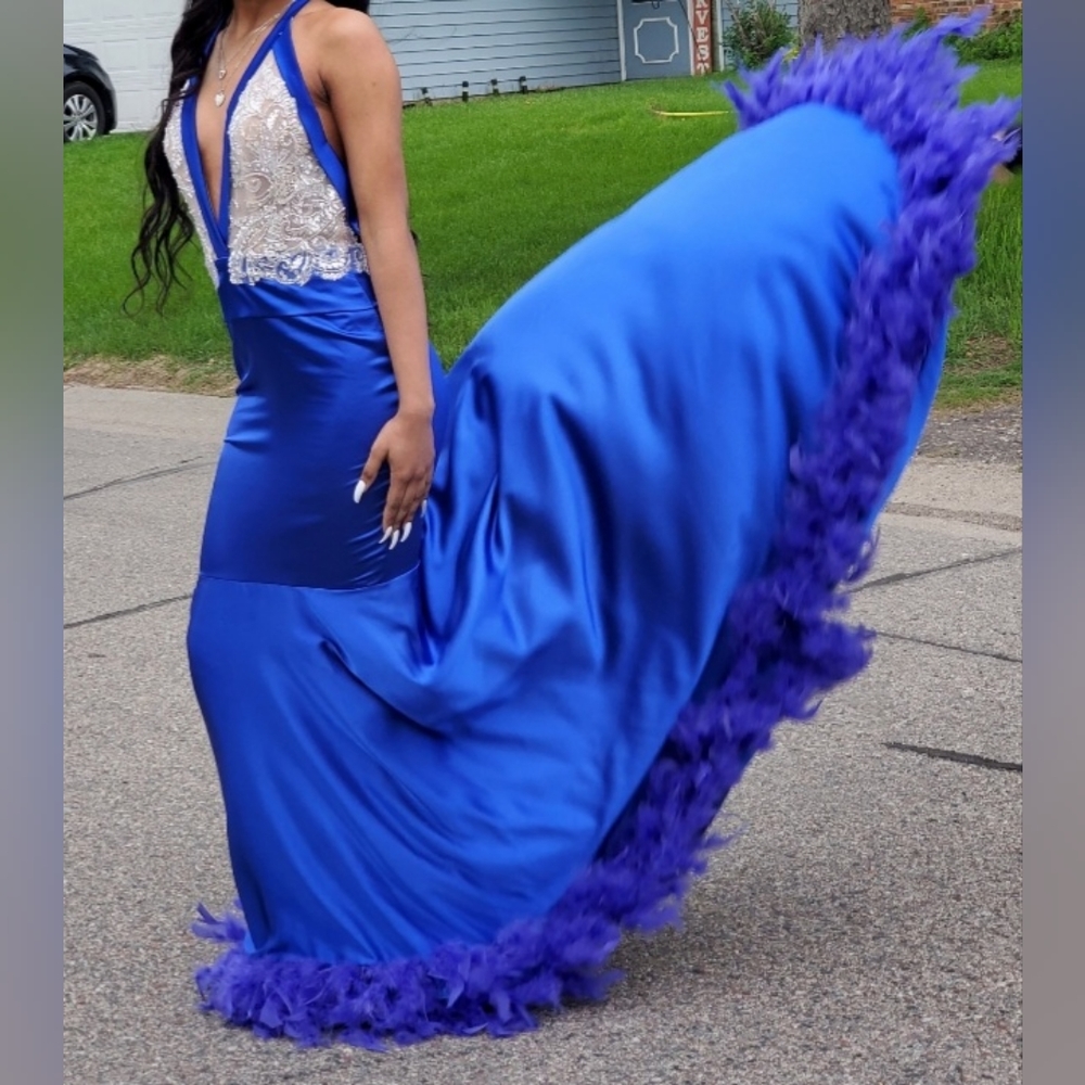 Royale Blue Prom Dress size 0 - Picture 3 of 9